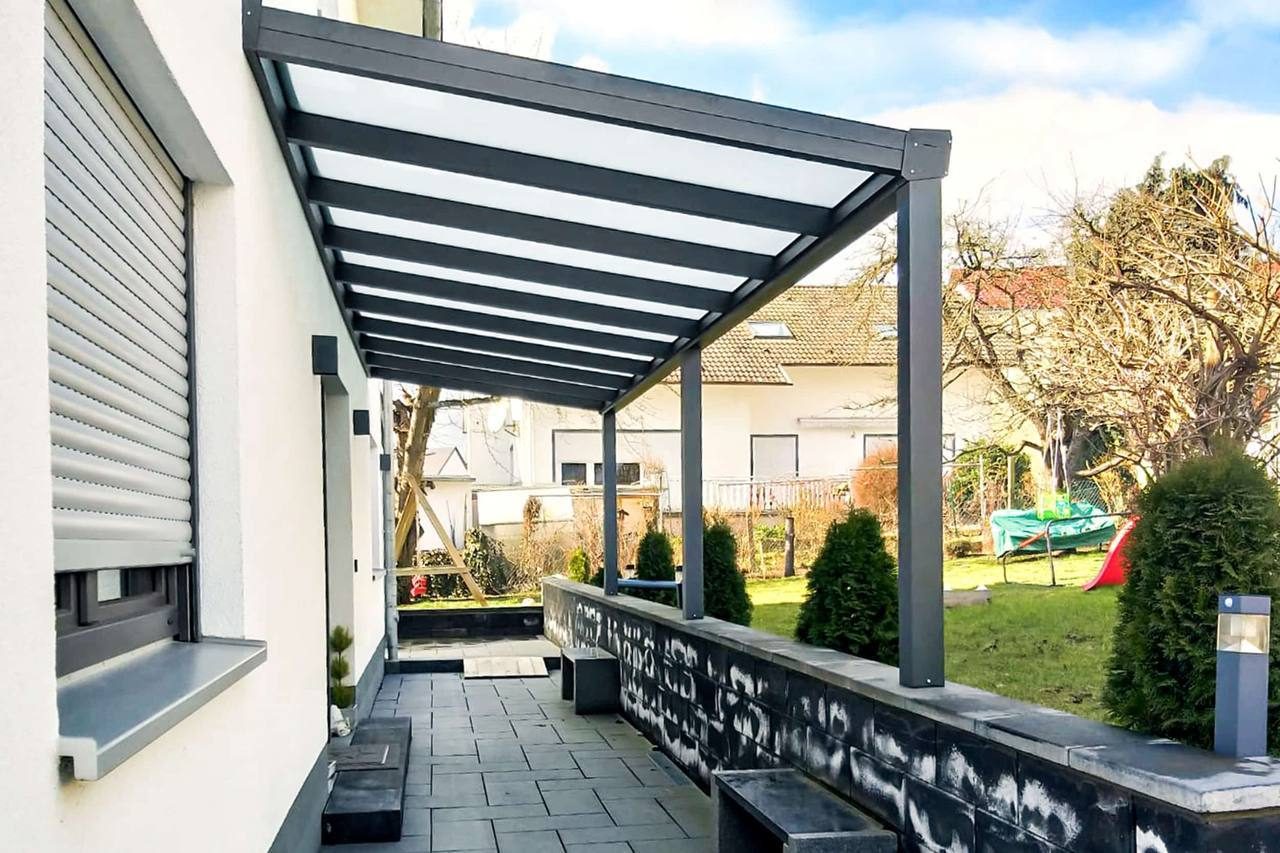 Rollläden an einem Einfamilienhaus